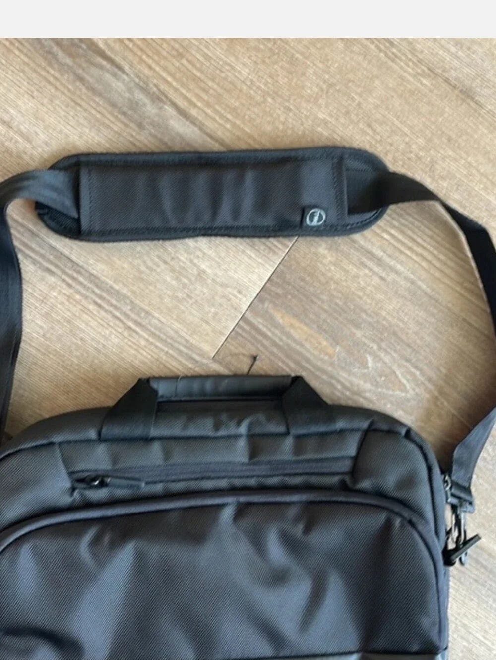 Dell OEM Pro Briefcase Laptop Bag 15 - Fits Up To 15.6